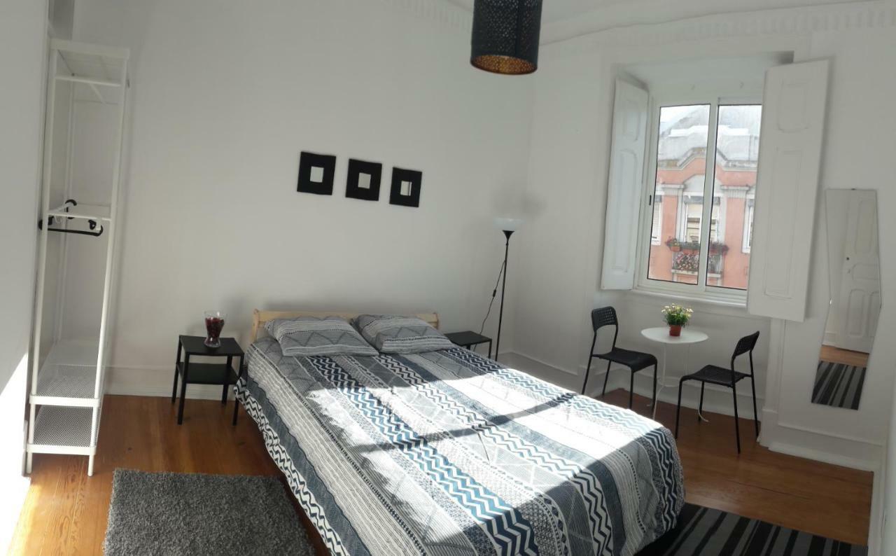 Fernando Pessoa Lisbon Rooms Esterno foto